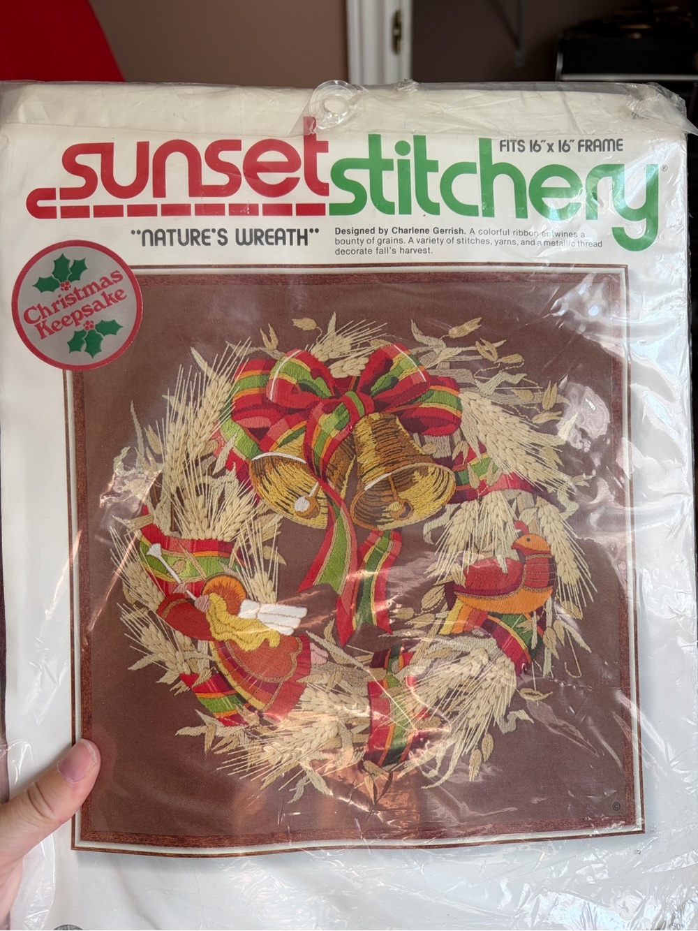 Sunset “Nature's Wreath" Christmas Needlework Kit - Brown/Gold/Red